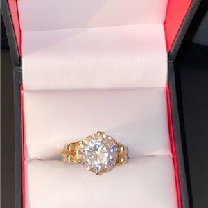 Gorgeous Diamond Ring